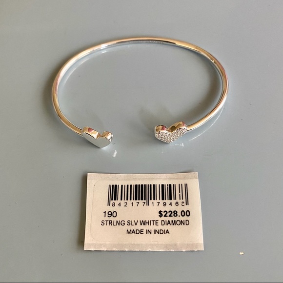 [SOLD] Ari Heart Sterling Silver Bracelet - Picture 2 of 7